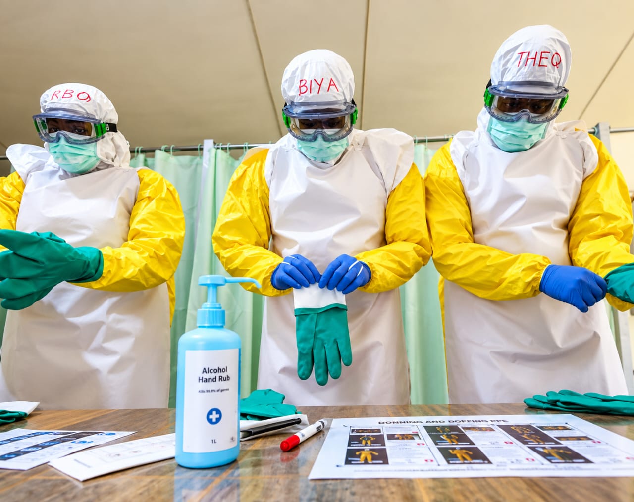 Kenyan Health Workers Raise Safety Concerns After First Ebola Death